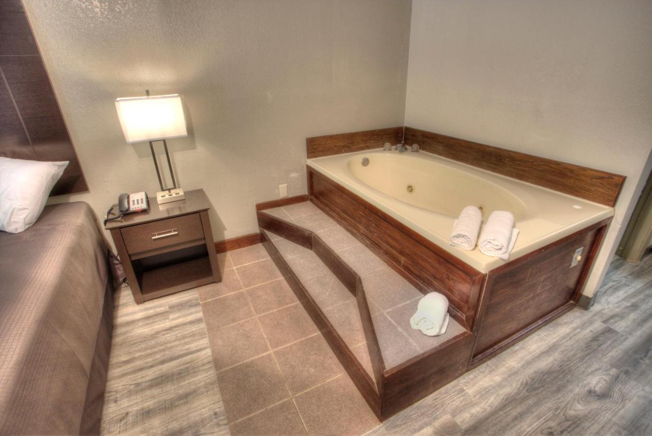 Budgetel Inn And Suites Plus Helen Exterior foto